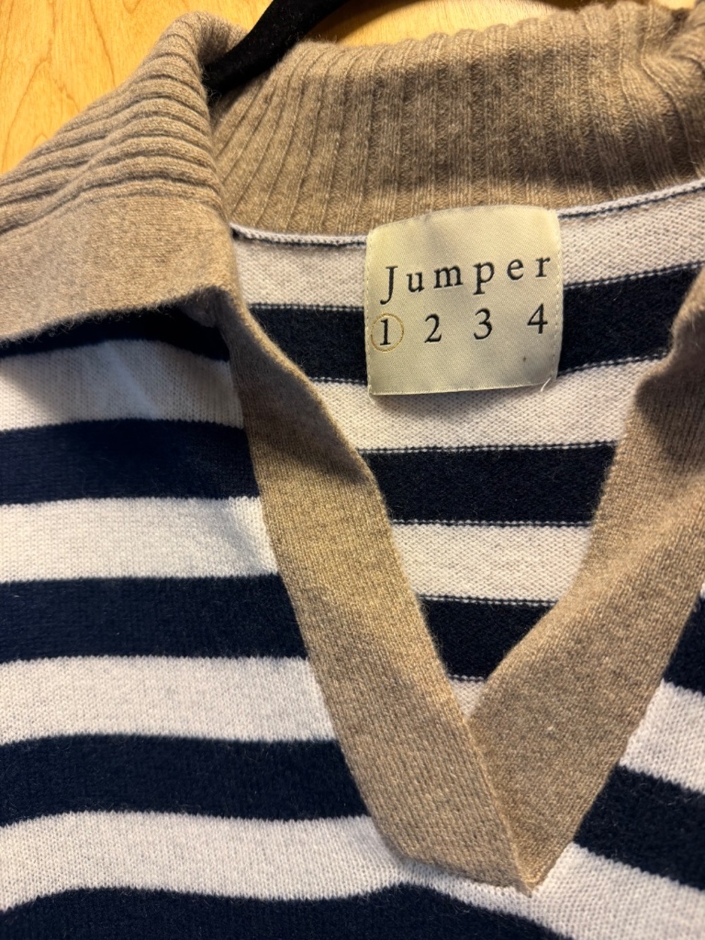 Jumper 1234 Stripe Collar Cashmere Pullover Navy, Cream  Size 1 Small - Picture 6 of 13
